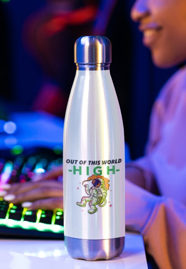 Out of this world water bottle design.